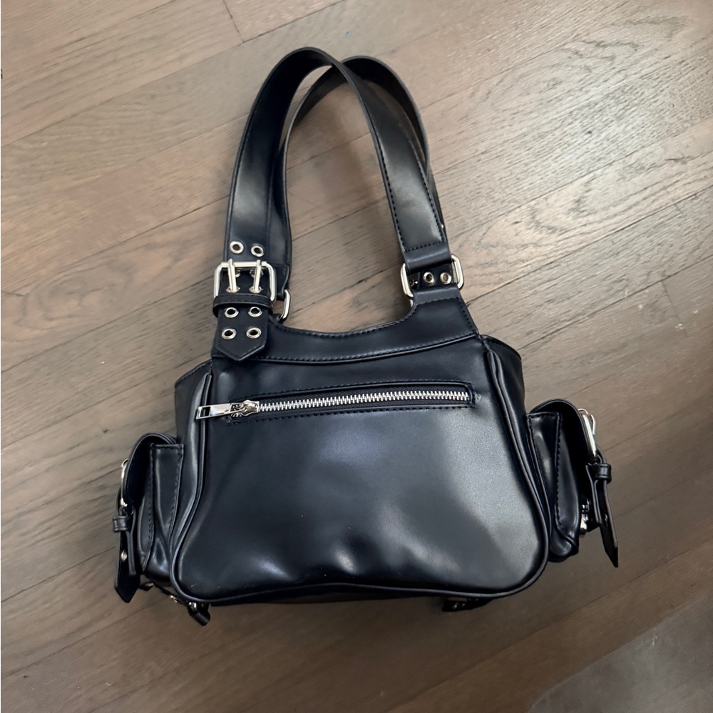 Doll Kill Current Mood buckled grommet bag - Picture 4 of 9